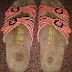 Beautiful Size 39 Peach Birkenstocks